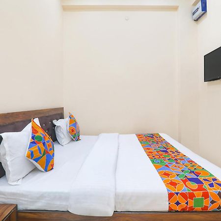 Fabhotel Rk Palace Ayodhya Экстерьер фото