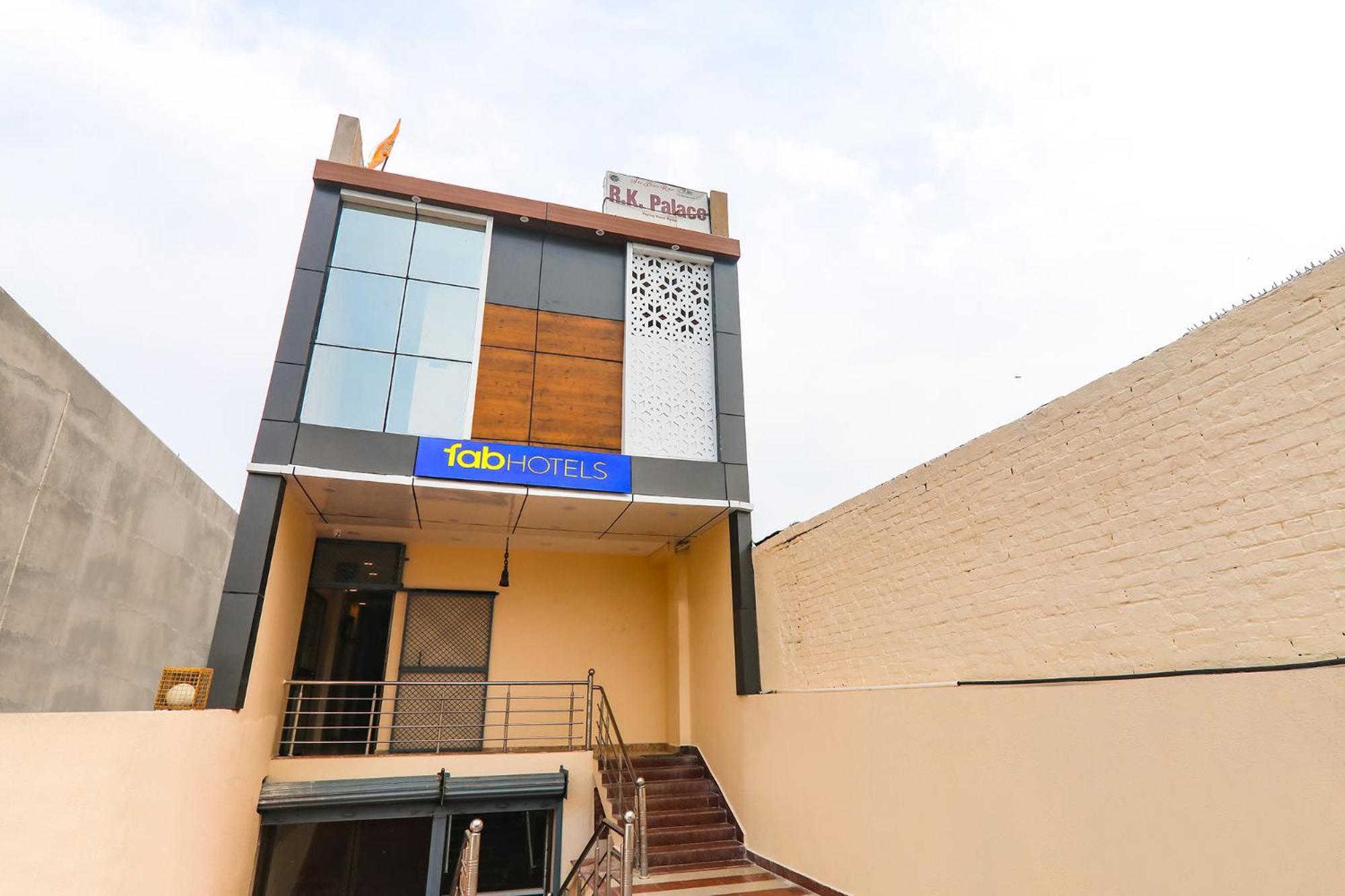 Fabhotel Rk Palace Ayodhya Экстерьер фото