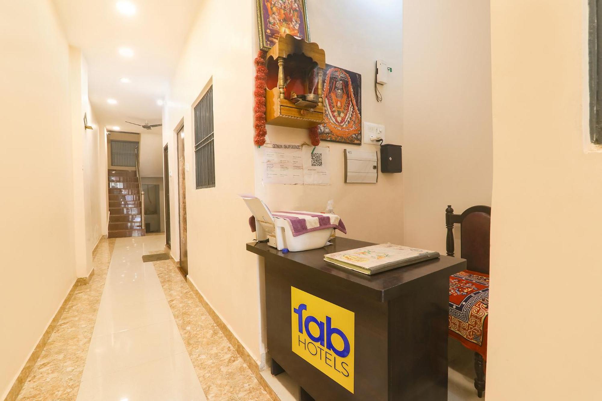 Fabhotel Rk Palace Ayodhya Экстерьер фото