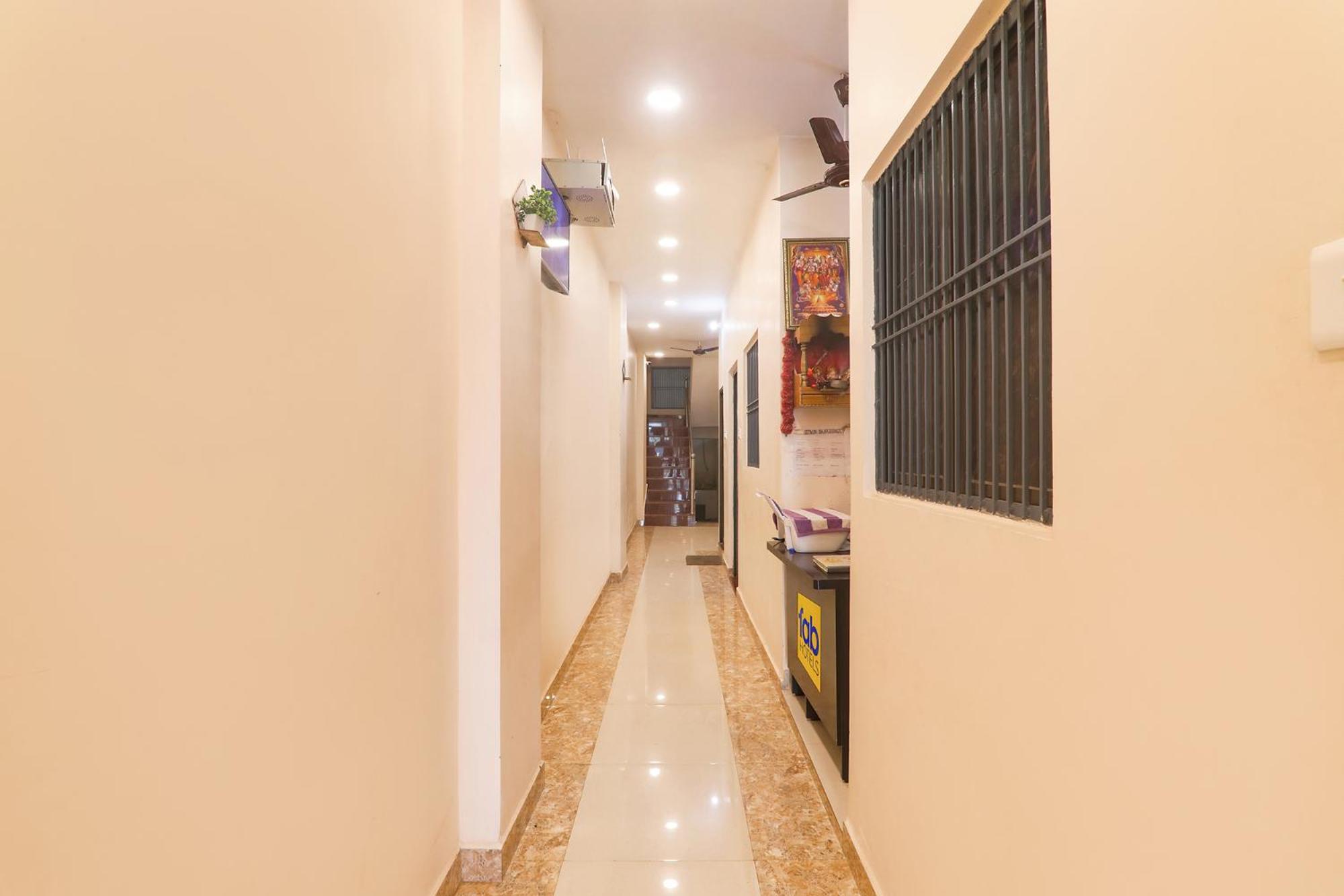 Fabhotel Rk Palace Ayodhya Экстерьер фото